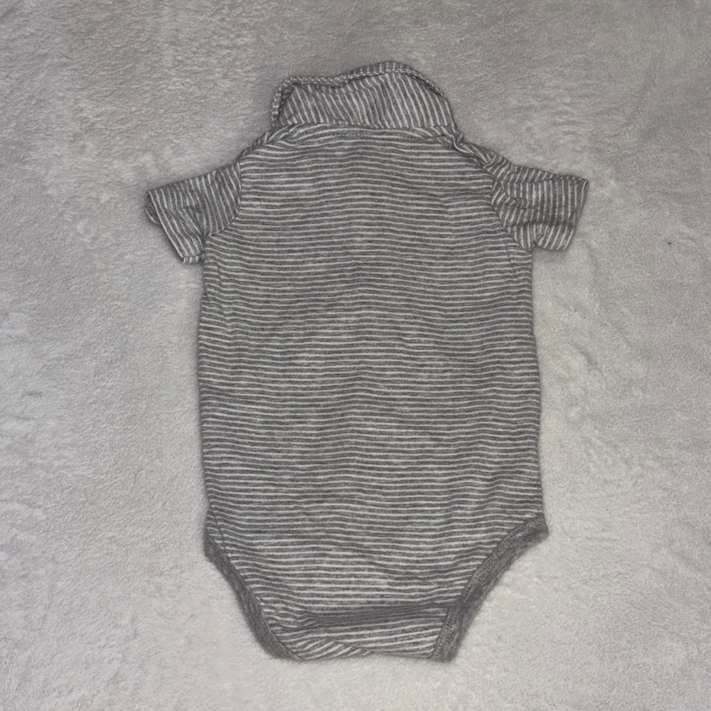 (3 for $10) carters Striped Gray Onesie bodysuit 9 months baby boy - Picture 5 of 5